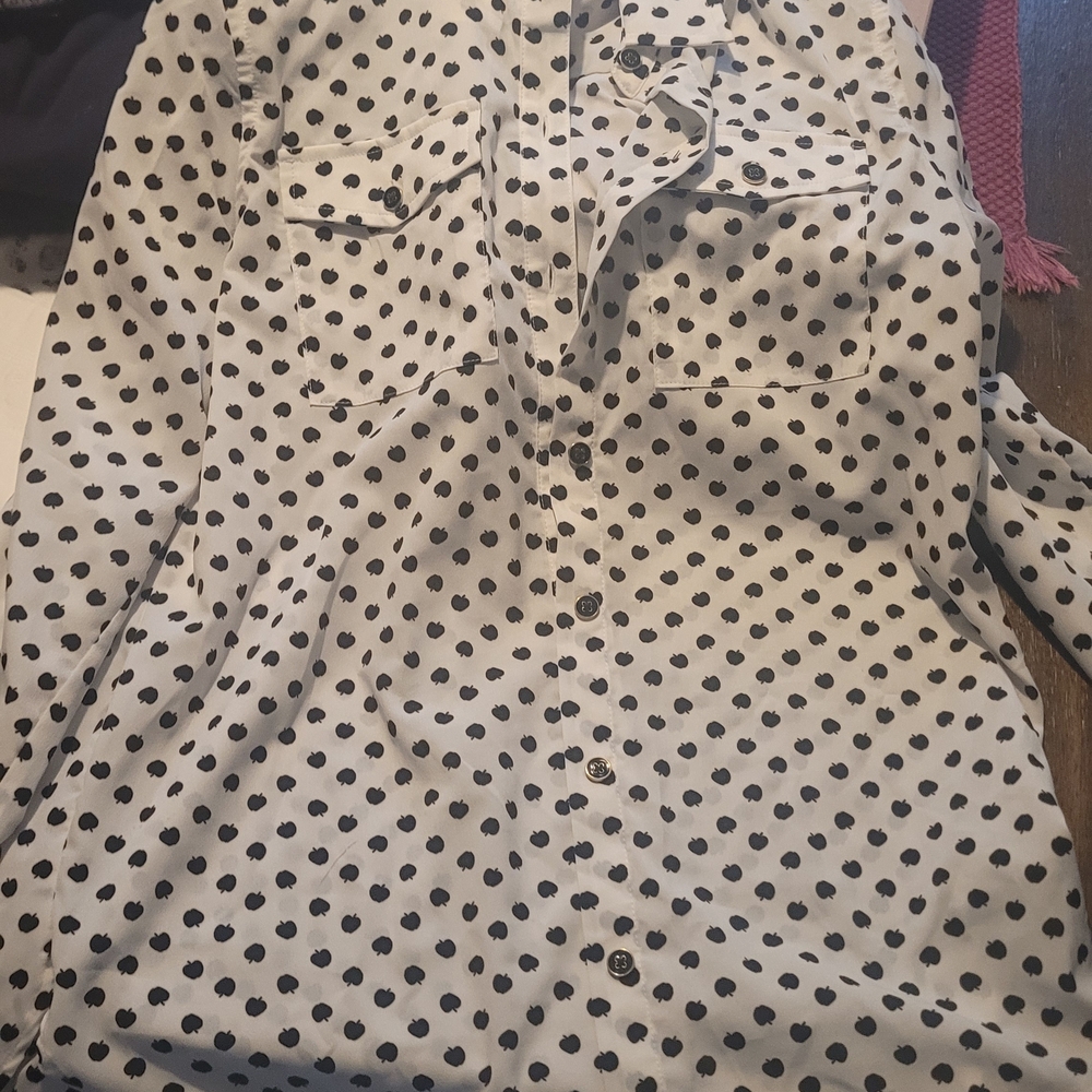 Jones New York Black and White Heart Print Blouse